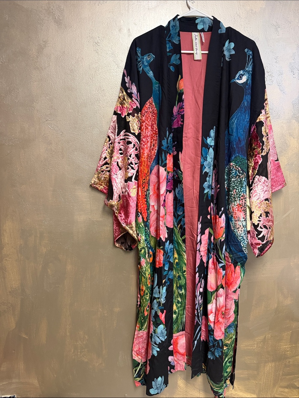 Aratta   Floral Peacock Black Kimono Robe with Pink Lining